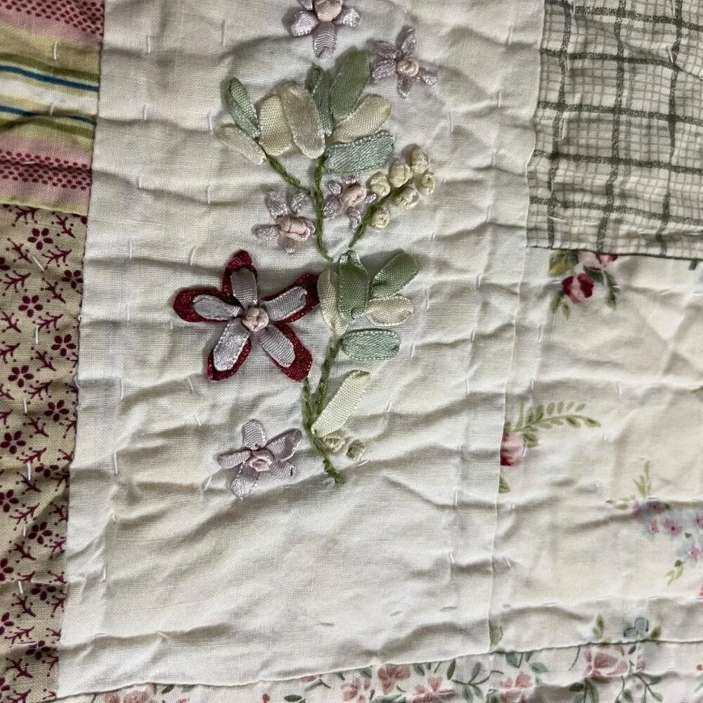 2 Vintage Country Farmhouse‎ Cottage Patchwork Floral & Plaid Pillow Shams